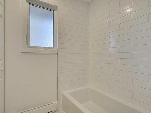 Salle de bains - 91  - 91A Rue Michel, Saint-Jérôme, QC - Indoor Photo Showing Bathroom