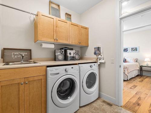 13272 Gibbons Drive, Lake Country, BC - Indoor Photo Showing Laundry Room