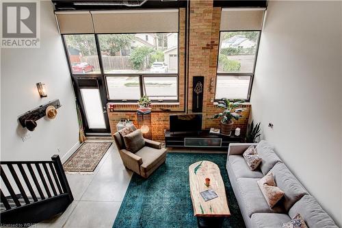 85 Spruce Street Unit# 103, Cambridge, ON - Indoor Photo Showing Living Room