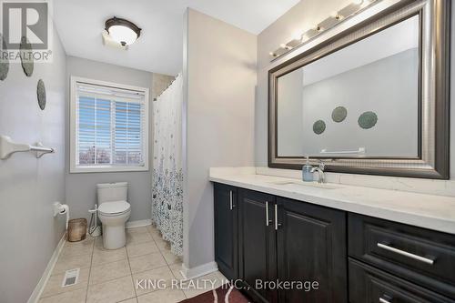 808 Somerville Terr, Milton, ON - Indoor Photo Showing Bathroom