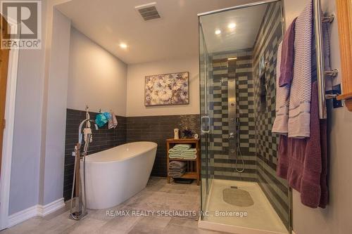 34 John Street, Orangeville, ON - Indoor Photo Showing Bathroom