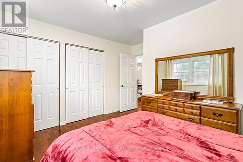 50 Louisa St W, Blue Mountains, ON - Indoor Photo Showing Bedroom