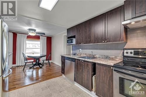 201 Heritage Maple Way, Ottawa, ON - Indoor Photo Showing Kitchen With Stainless Steel Kitchen