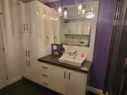Bathroom - 4-151 Boul. Arthur-Buies E., Rimouski, QC - Indoor Photo Showing Bathroom