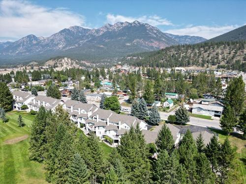 7 - 7555 Columbia Avenue, Radium Hot Springs, BC - Outdoor With View