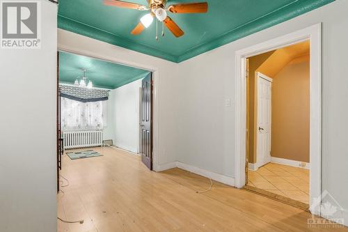 232 Marier Avenue, Ottawa, ON - Indoor Photo Showing Other Room