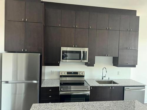 620-460 Gordon Krantz Ave, Milton, ON - Indoor Photo Showing Kitchen With Stainless Steel Kitchen With Upgraded Kitchen