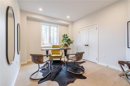 121 Whitefish Crescent, Stoney Creek, ON - Indoor Photo Showing Other Room