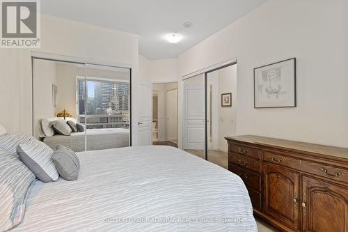 707 - 1121 Bay Street, Toronto (Bay Street Corridor), ON - Indoor Photo Showing Bedroom