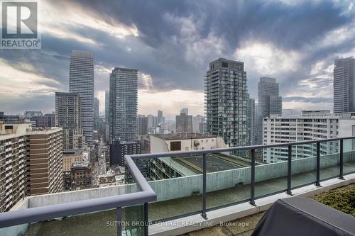 707 - 1121 Bay Street, Toronto, ON - Outdoor With Balcony