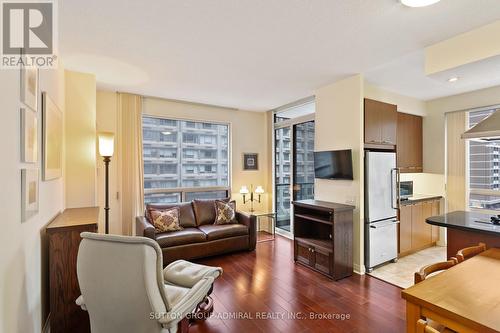 707 - 1121 Bay Street, Toronto (Bay Street Corridor), ON - Indoor