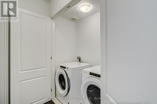3083 William Cutmore Boulevard, Oakville, ON - Indoor Photo Showing Laundry Room