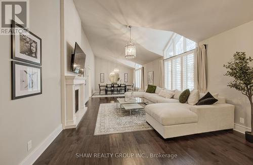 988 Stonebrook Rd, Cambridge, ON - Indoor Photo Showing Living Room