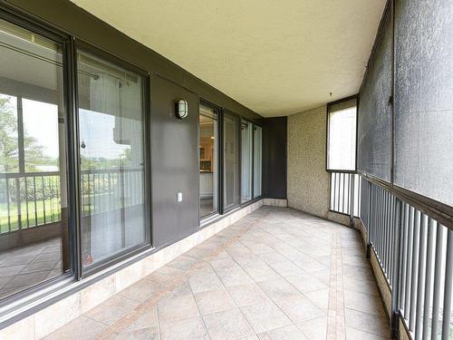 Balcony - 2B-8480 Rue St-Charles, Brossard, QC - Outdoor With Exterior
