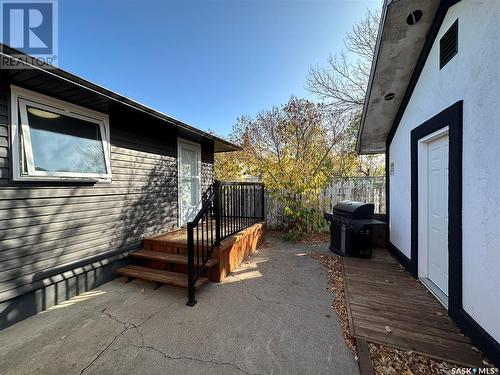 271 22Nd Street, Battleford, SK - Outdoor With Exterior