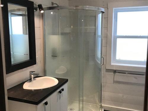 Salle de bains - 26  - 28 Rue De La Poste, Labelle, QC - Indoor Photo Showing Bathroom