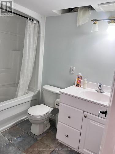 #Lower -171 River Glen Blvd, Oakville, ON - Indoor Photo Showing Bathroom