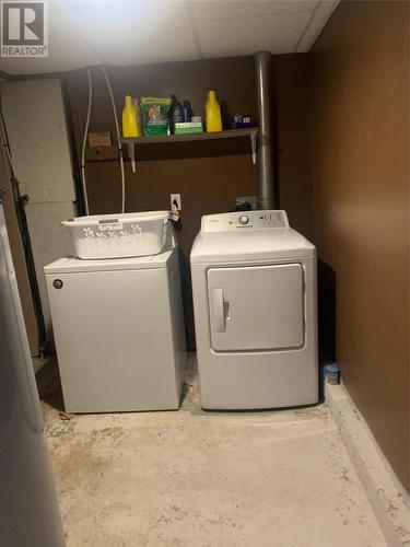 258 Ferndale Road, Placentia, NL - Indoor Photo Showing Laundry Room