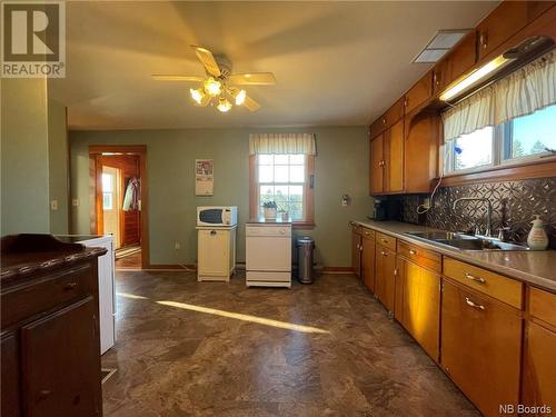 1802 Route 776, Grand Manan, NB - Indoor Photo Showing Kitchen With Double Sink