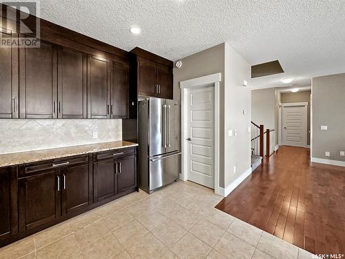 133 Valley Park Place, Swift Current, SK - Indoor Photo Showing Kitchen
