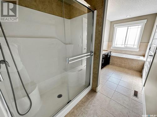 133 Valley Park Place, Swift Current, SK - Indoor Photo Showing Bathroom