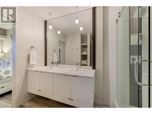 1350 St. Paul Street Unit# 603, Kelowna, BC - Indoor Photo Showing Bathroom