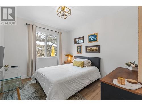2838 Copper Ridge Drive, West Kelowna, BC - Indoor Photo Showing Bedroom