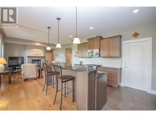 427 Longspoon Drive, Vernon, BC - Indoor Photo Showing Kitchen