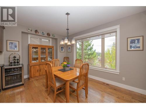 427 Longspoon Drive, Vernon, BC - Indoor Photo Showing Dining Room