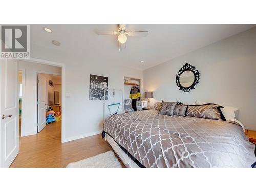 3823 37Th Street, Osoyoos, BC - Indoor Photo Showing Bedroom