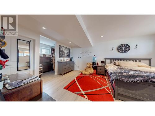 3823 37Th Street, Osoyoos, BC - Indoor Photo Showing Bedroom