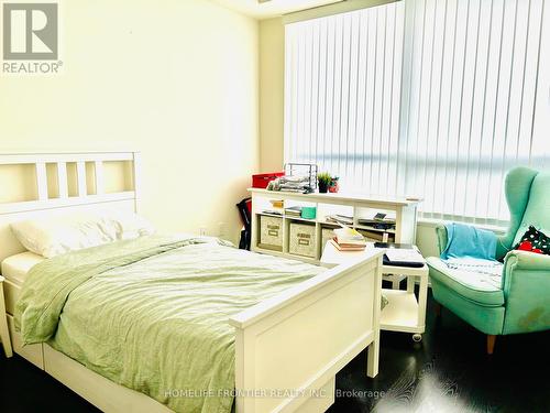 #2722 -5 Sheppard Ave E, Toronto, ON - Indoor Photo Showing Bedroom