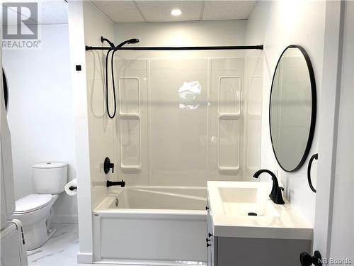 346 Prince Of Wales Street, Saint Andrews, NB - Indoor Photo Showing Bathroom