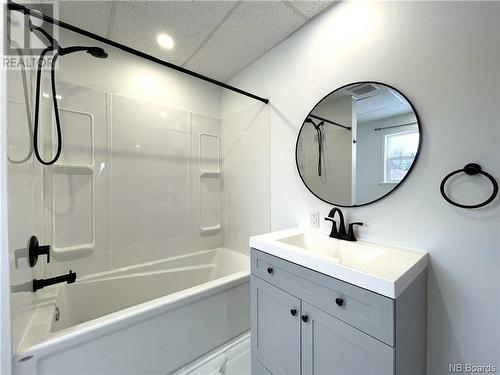 346 Prince Of Wales Street, Saint Andrews, NB - Indoor Photo Showing Bathroom