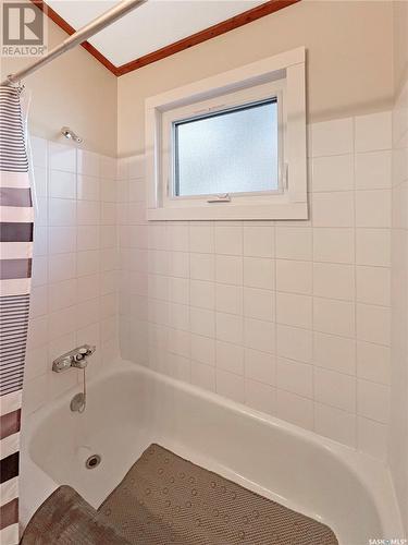 30 Ken Crescent, Candle Lake, SK - Indoor Photo Showing Bathroom