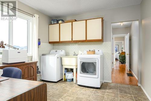 487 Lumby Mabel Lake Road, Lumby, BC - Indoor Photo Showing Laundry Room
