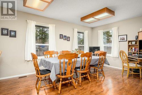 487 Lumby Mabel Lake Road, Lumby, BC - Indoor Photo Showing Dining Room