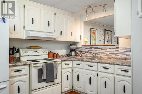 487 Lumby Mabel Lake Road, Lumby, BC - Indoor Photo Showing Kitchen With Double Sink