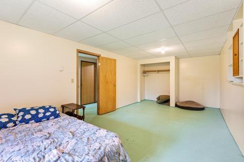 1485 Evans Road, Creston, BC - Indoor Photo Showing Bedroom