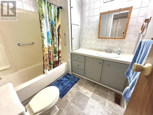19 770 N 11Th Avenue, Williams Lake, BC - Indoor Photo Showing Bathroom