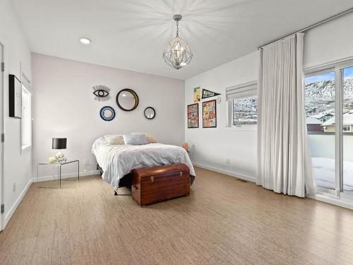 808 Cantle Drive, Kamloops, BC - Indoor Photo Showing Bedroom