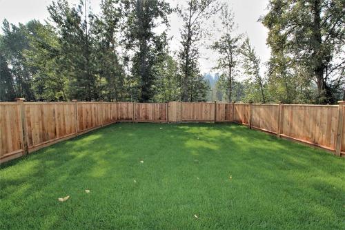 512 Similkameen Avenue, Princeton, BC - Outdoor With Backyard