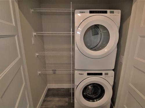 514 Similkameen Avenue, Princeton, BC - Indoor Photo Showing Laundry Room