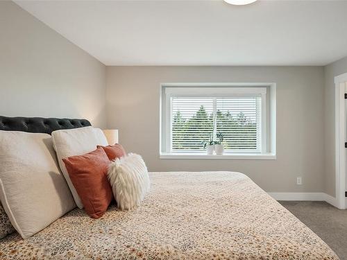 1119 Moonstone Loop, Langford, BC - Indoor Photo Showing Bedroom