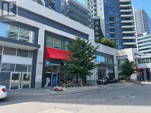 102 - 7163 Yonge Street, Markham, ON 