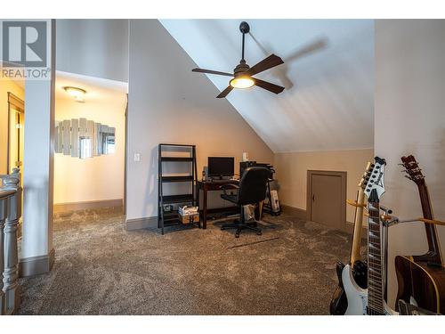 1618 Simons Road, Spallumcheen, BC - Indoor Photo Showing Other Room