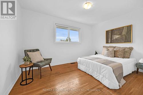 5144 Greenlane Road, Lincoln, ON - Indoor Photo Showing Bedroom