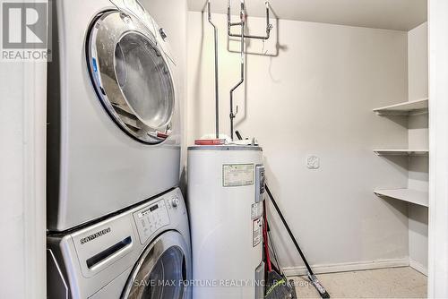 #101 -135 Baseline Rd W, London, ON - Indoor Photo Showing Laundry Room