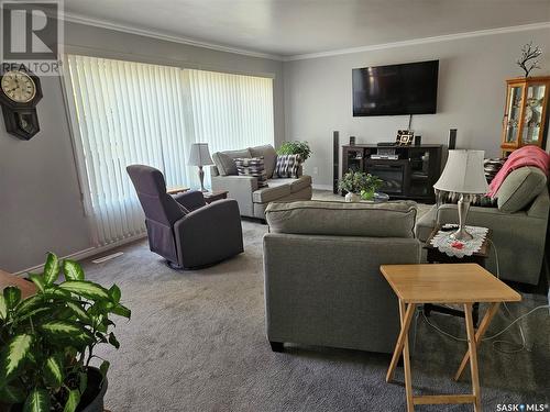 200 Forget Street, Stoughton, SK - Indoor Photo Showing Living Room