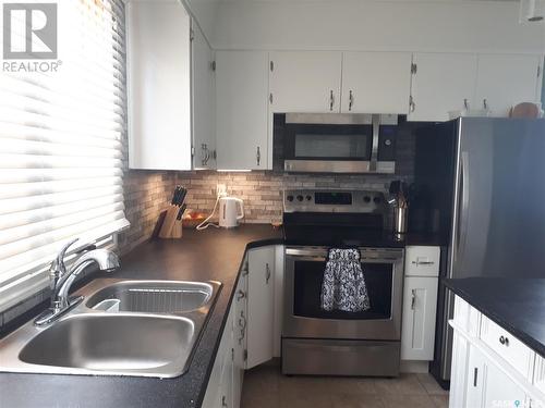 200 Forget Street, Stoughton, SK - Indoor Photo Showing Kitchen With Double Sink